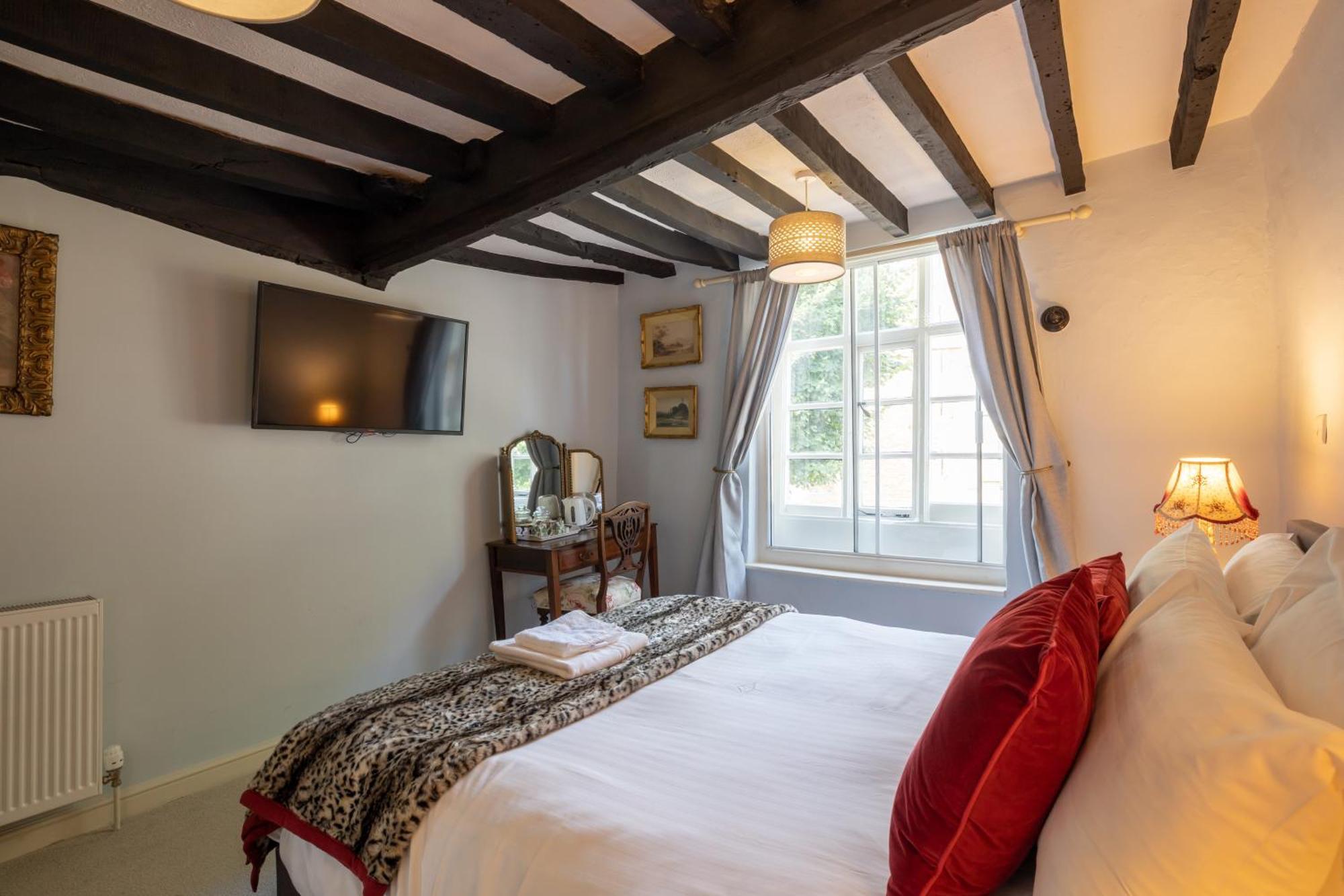 The Old Vicarage & Restaurant Hotel
